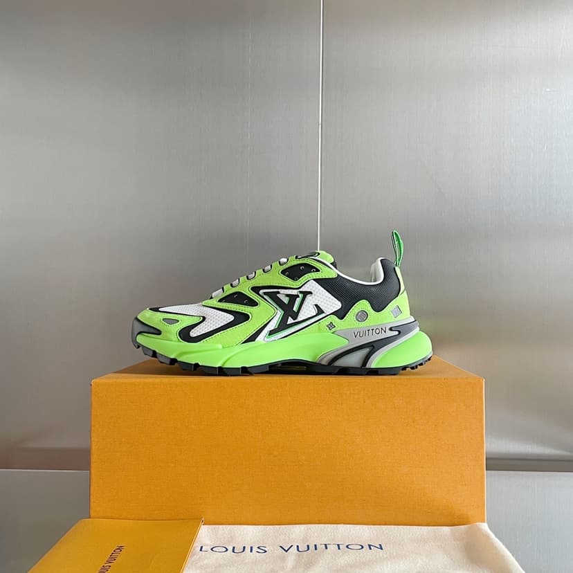 Louis Vuitton Men's LV Runner Tatic Sneaker Green For Men LV 1A9JER