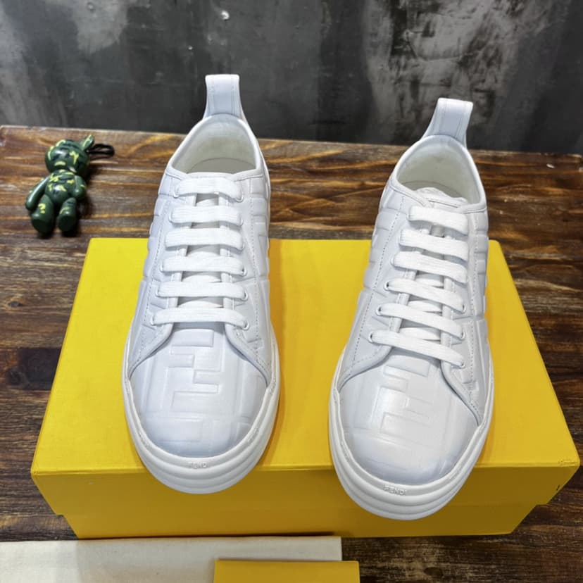 Fendi Force White Leather Sneakers For Men
