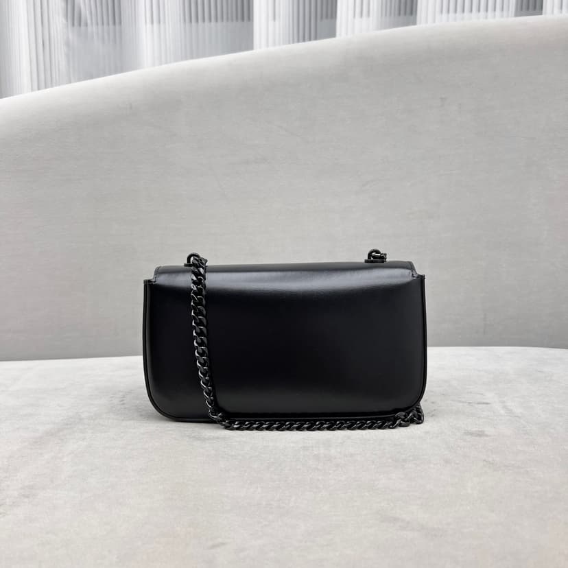 Celine Chain Shoulder Bag Triomphe Black For Women 8in/20.5cm 197993EQJ.38NN