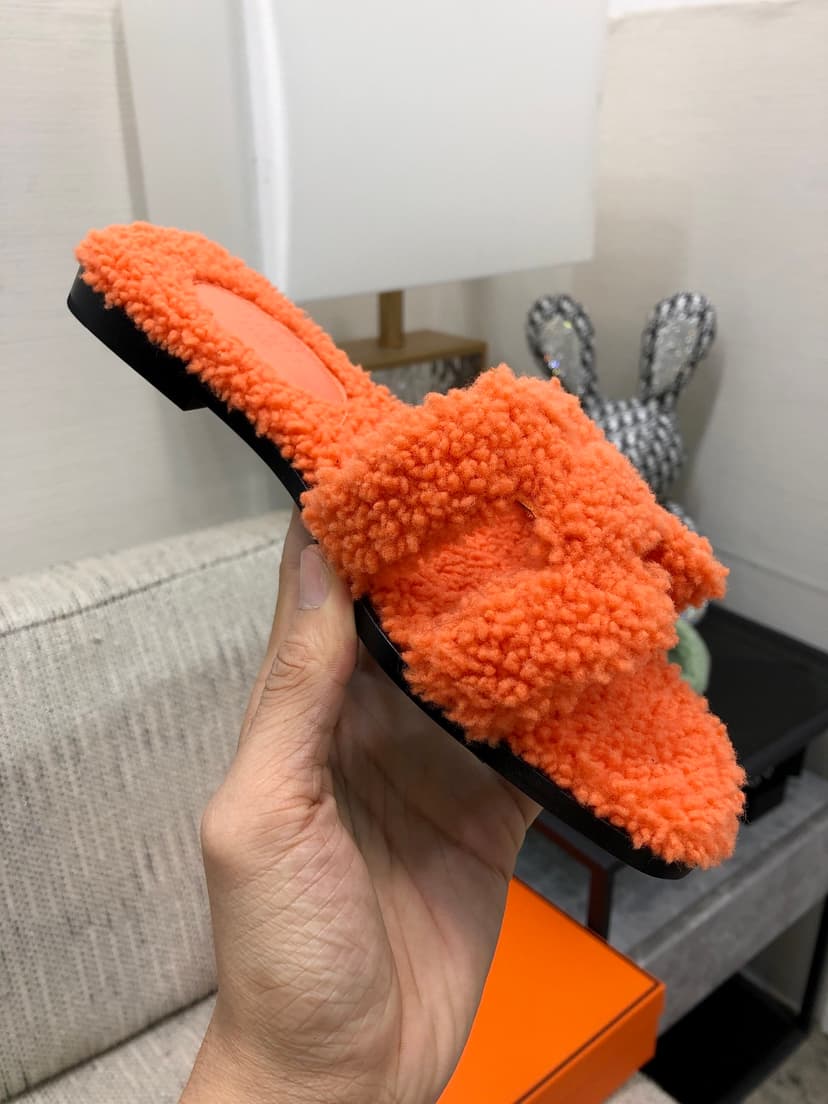 Hermes Oran Sandal Orange For Women H212178Z H5355