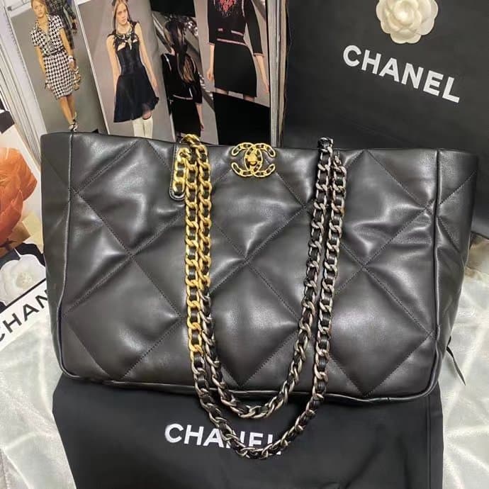 Chanel Shopping Chanel Bag 19 Black For Women, Women's Bags 16in/41cm