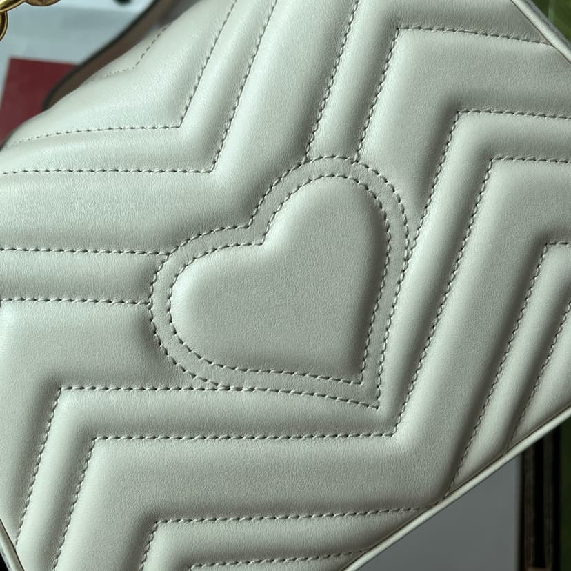 Gucci GG Marmont Mini Top Handle Bag White For Women, Women's Bags 8.3in/21cm GG ?547260 DTDIT 9022