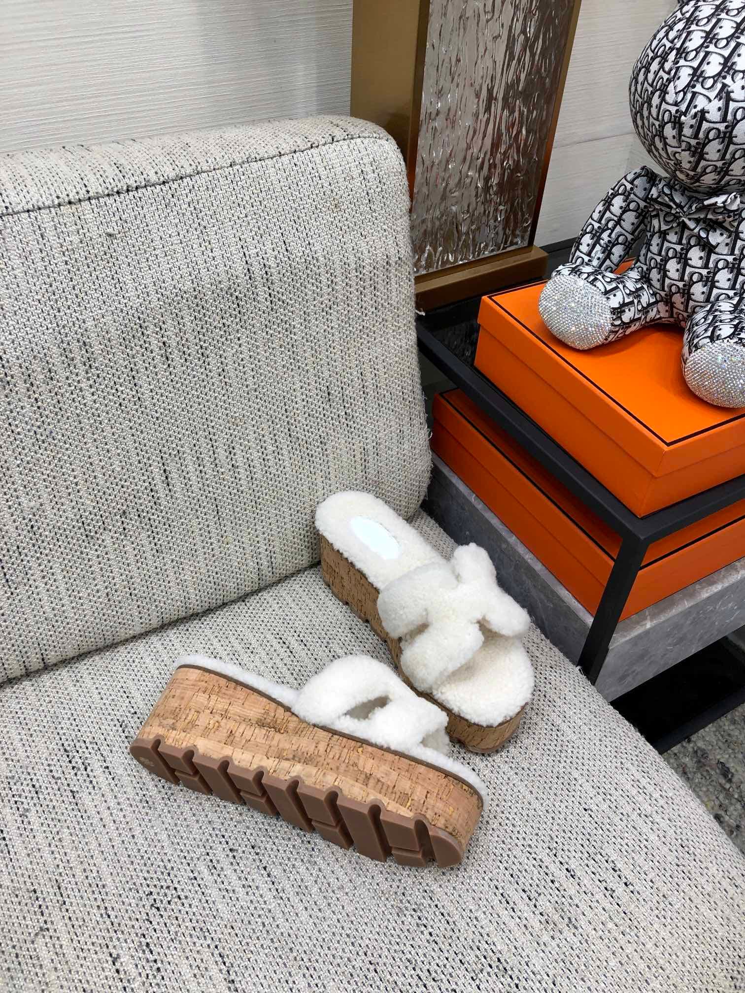 undefined - alternate